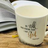 Stimmungsbild zu Tasse "Be still and know" - Golddekor